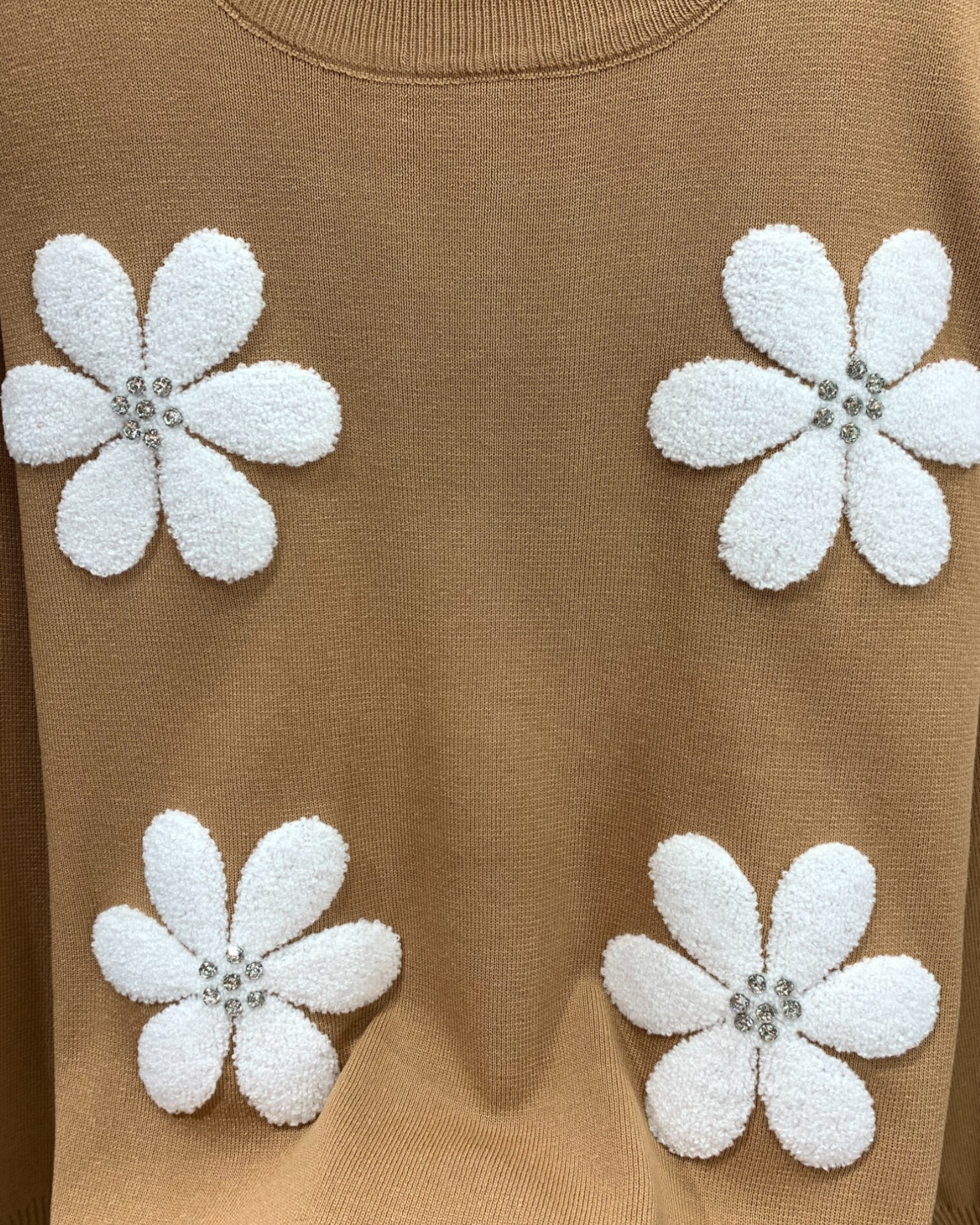 Daisy Motif Knit Two-Piece Sweater and Pants Set