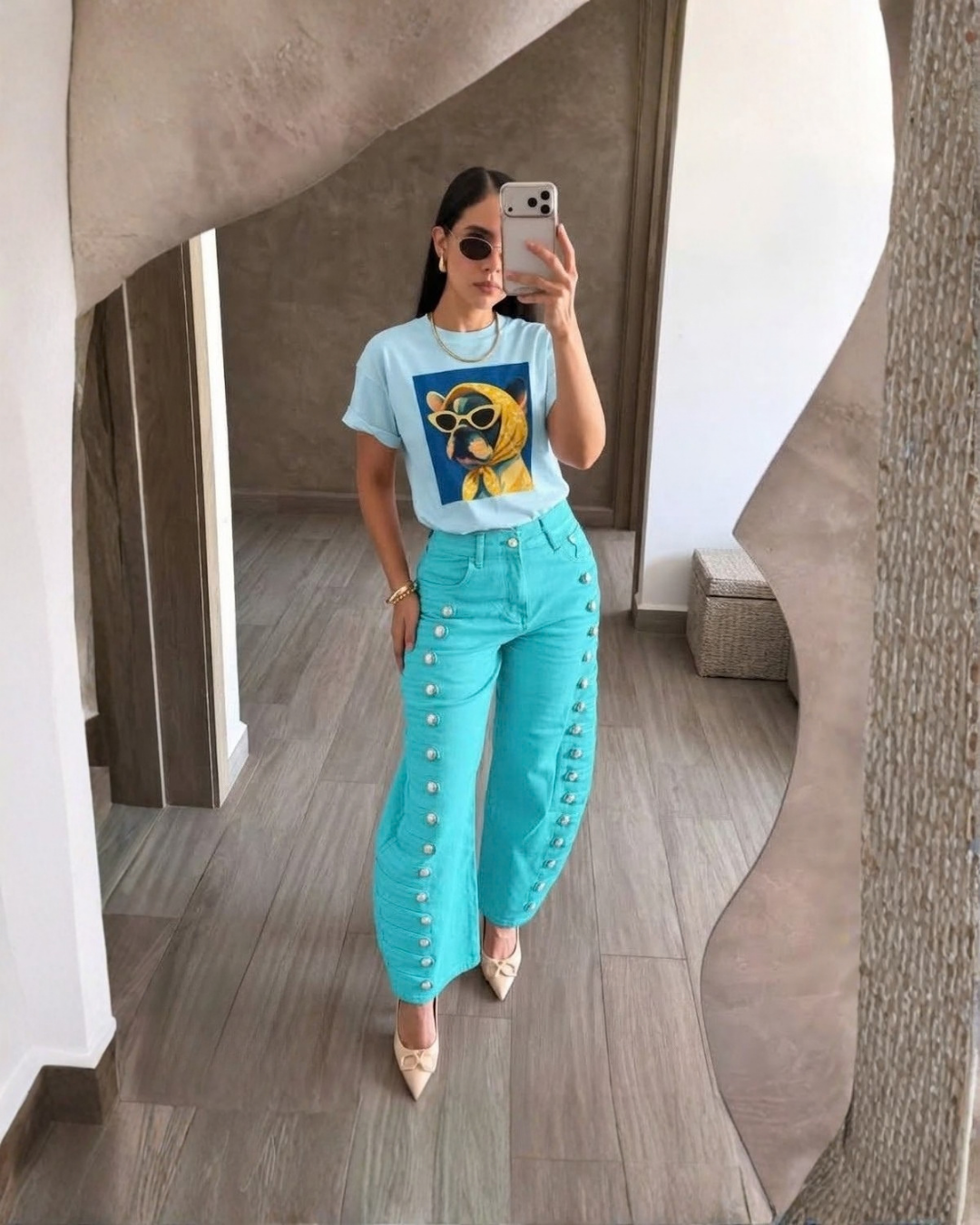 Chic Bulldog Scarf Graphic Tee