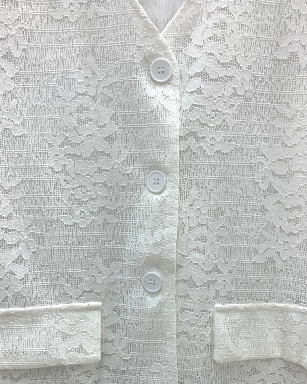23990_WHITE