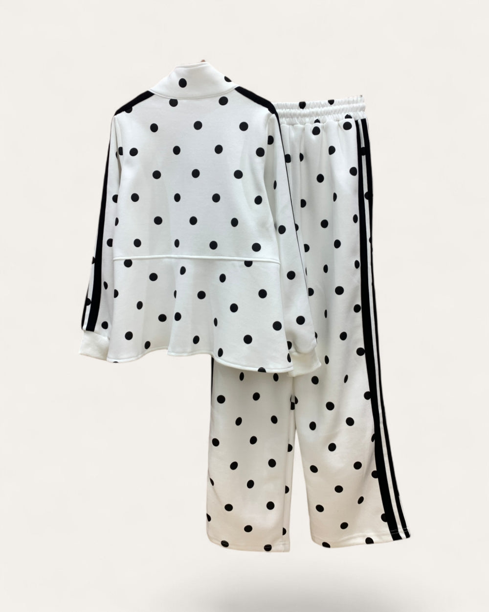 24790_WHITE