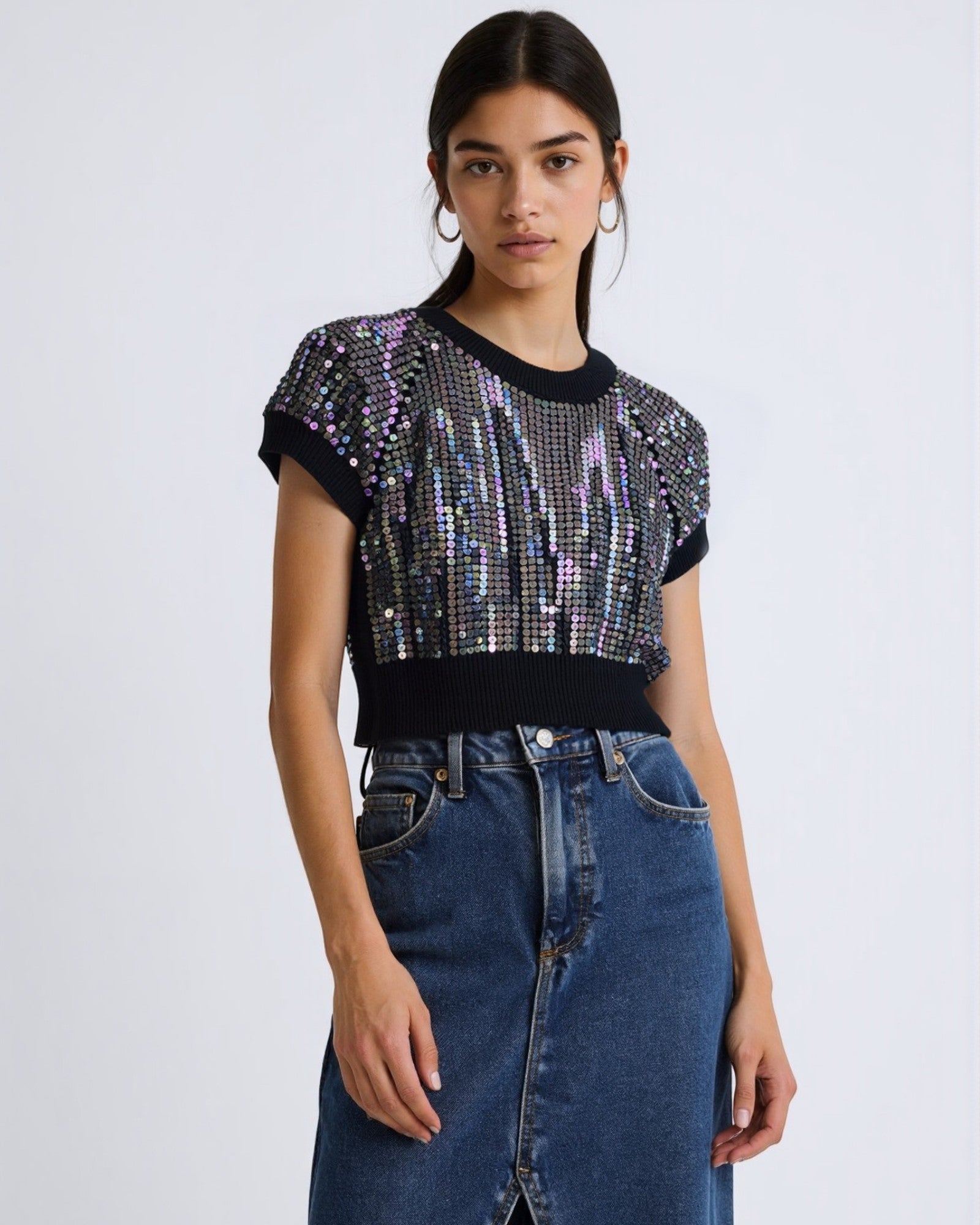 Sequin Embellished Short Sleeve Knit Top