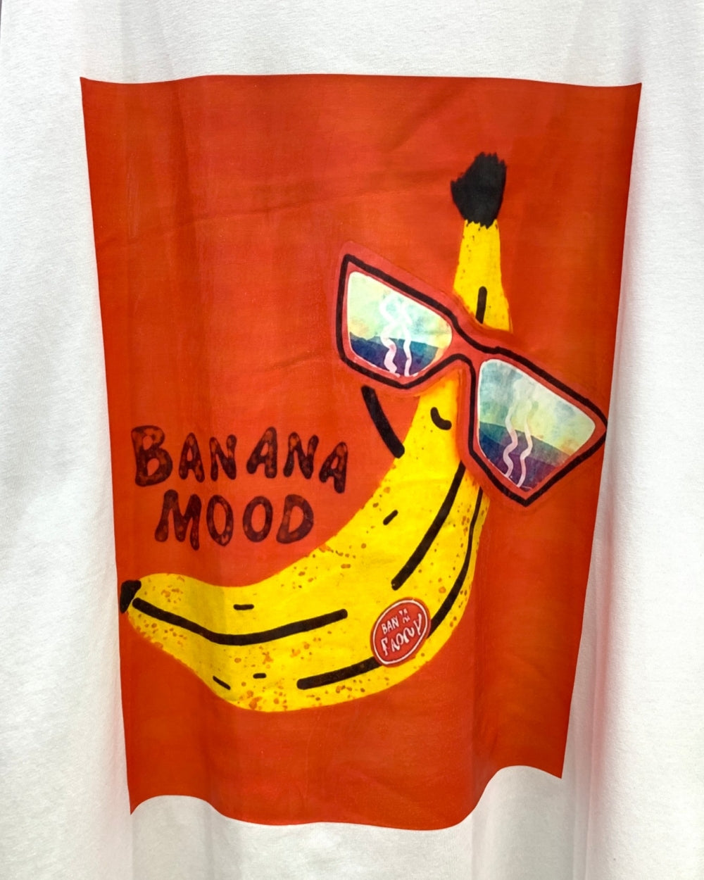 Banana Mood Graphic Tee - Zilvina