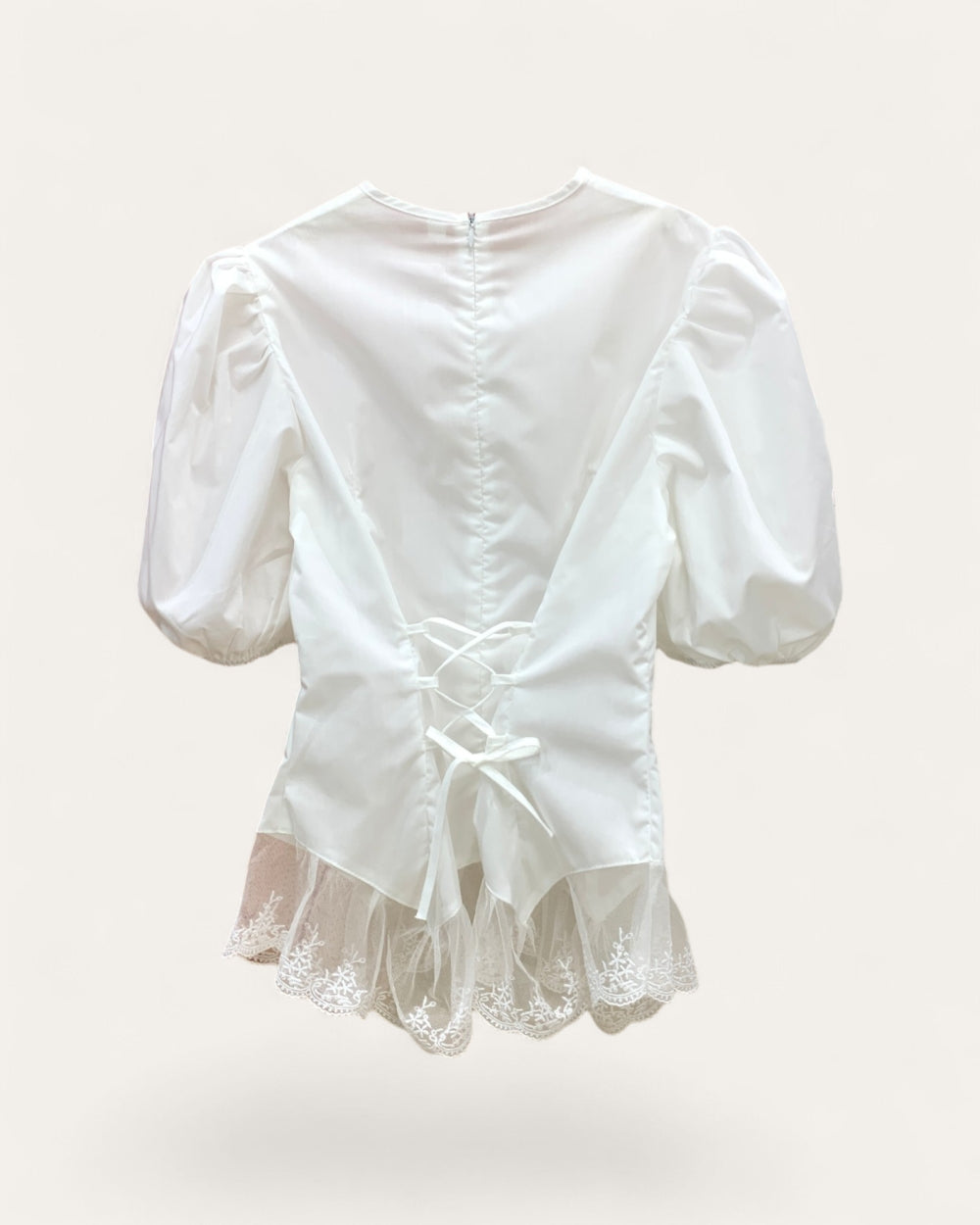 24700_WHITE