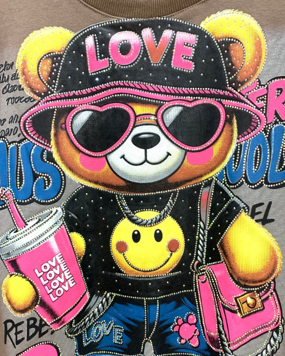 Bear Graphic Oversized Sweatshirt - Zilvina
