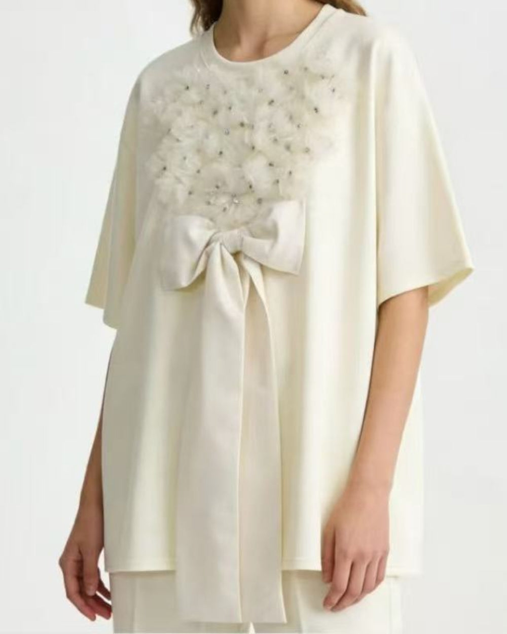 Bow Front Appliqué T-Shirt Dress - Zilvina