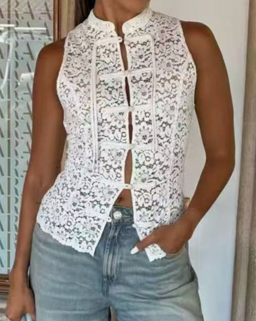 24302_WHITE
