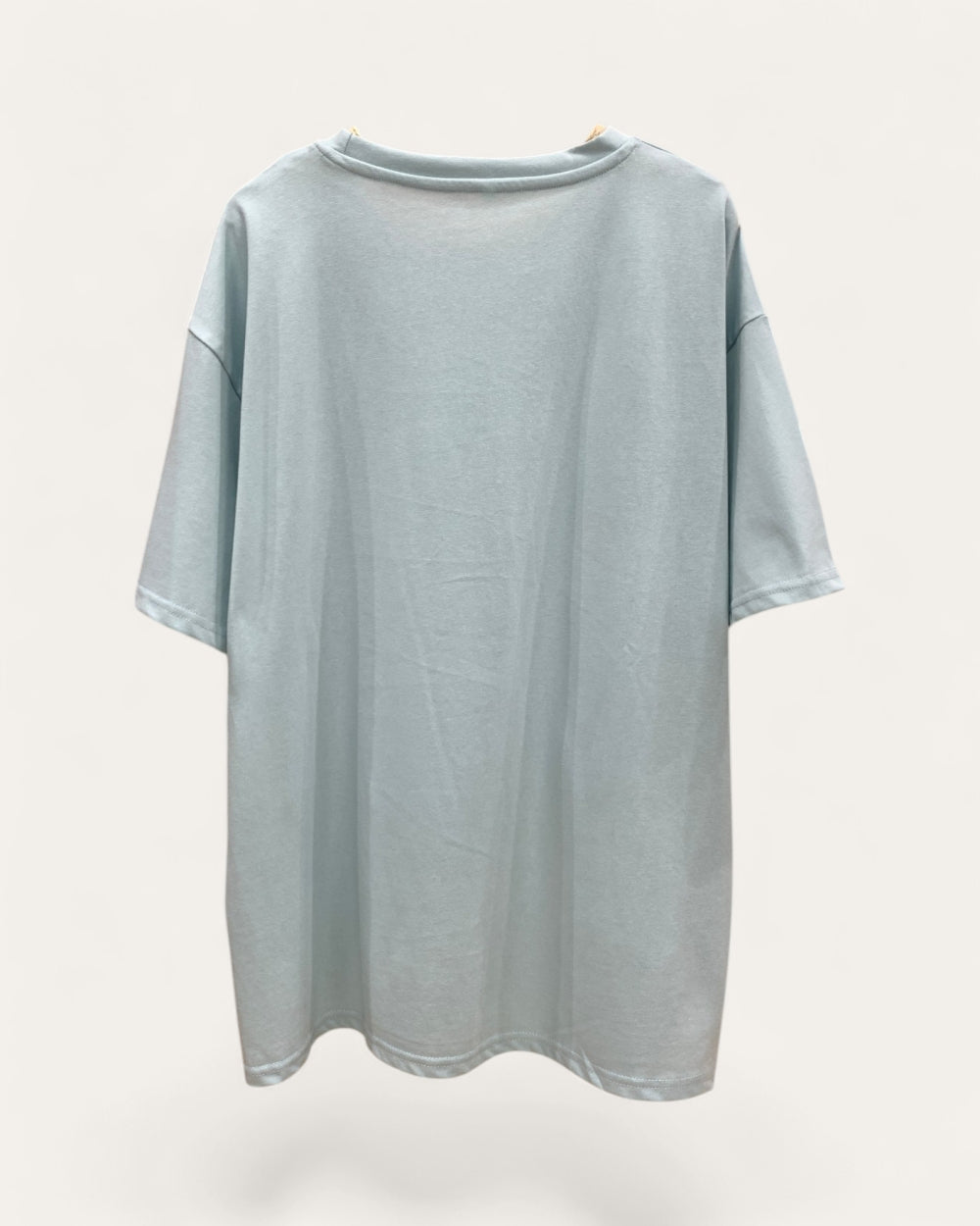 Chic Bulldog Scarf Graphic Tee - Zilvina