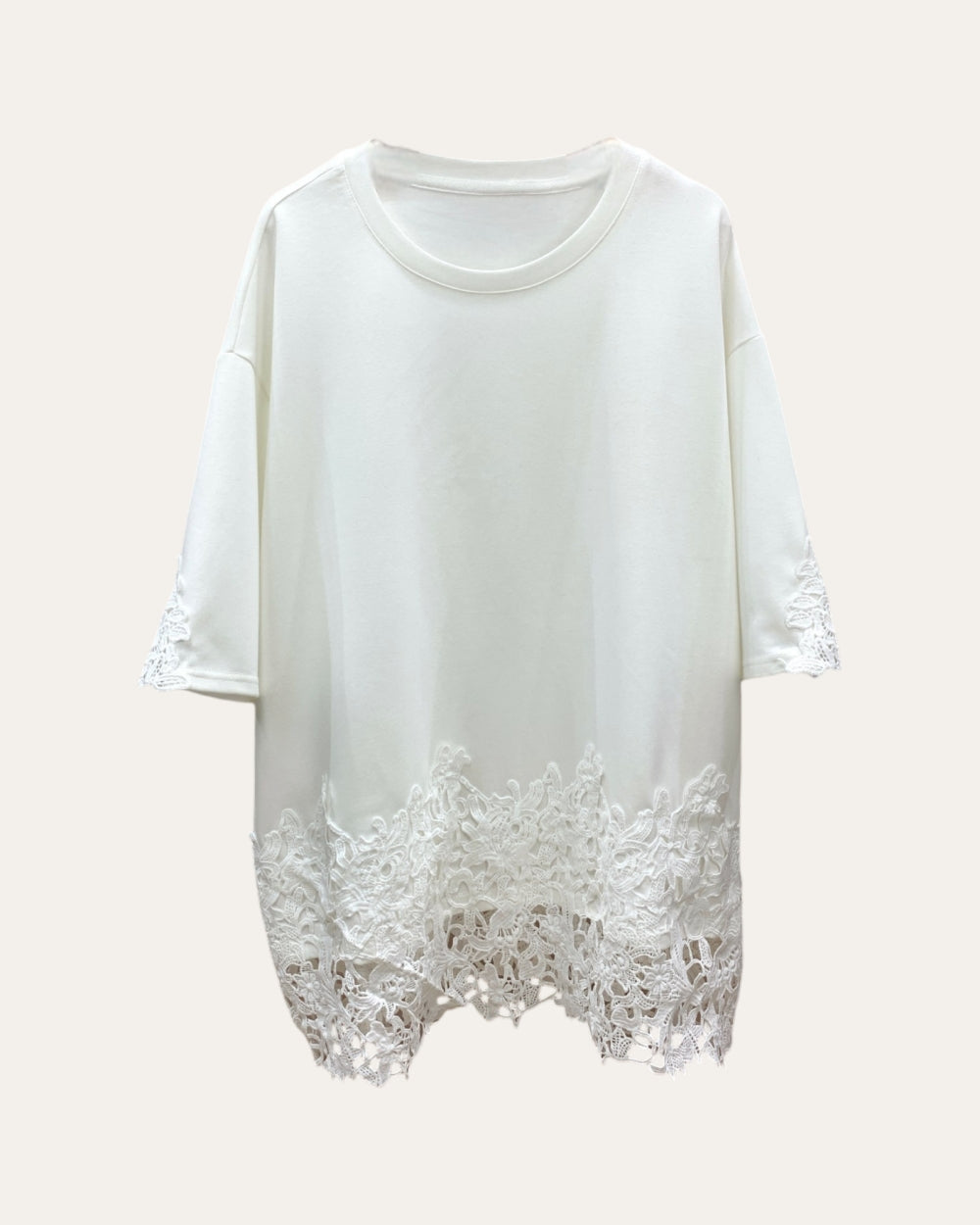 Crochet Lace Hem Oversized Tee - Zilvina
