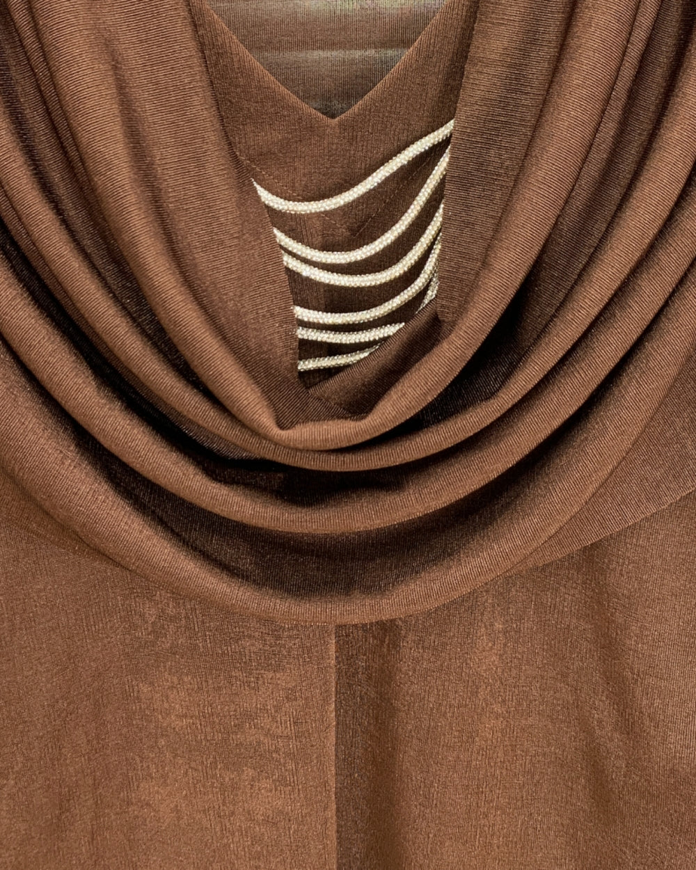 Drape Back Chain Top - Zilvina