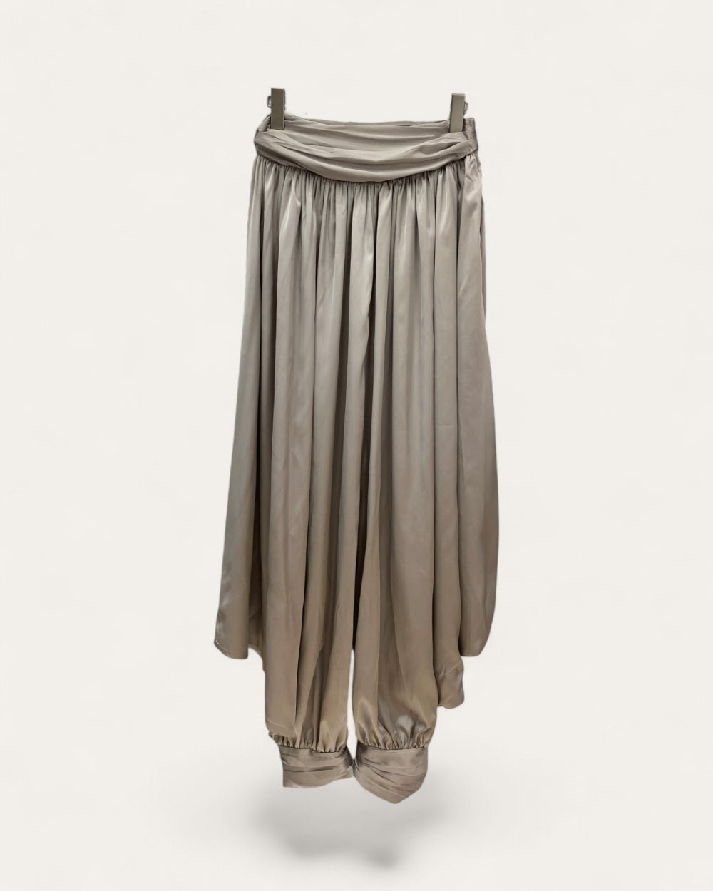Draped Balloon Skirt Pants - Zilvina
