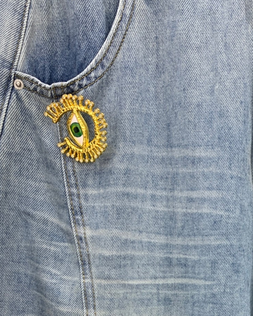 Embellished Cargo Denim Capri - Zilvina