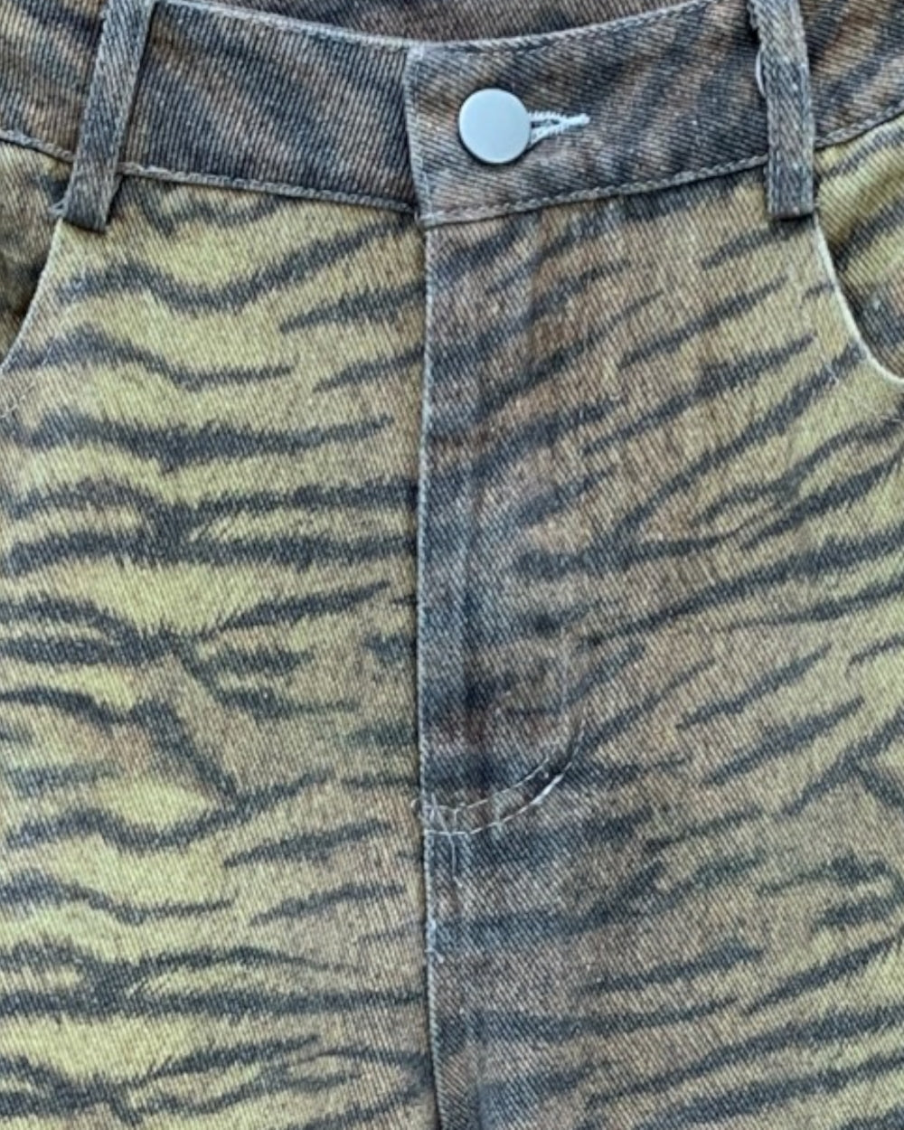 Faded Zebra Wide Leg Jeans - Zilvina
