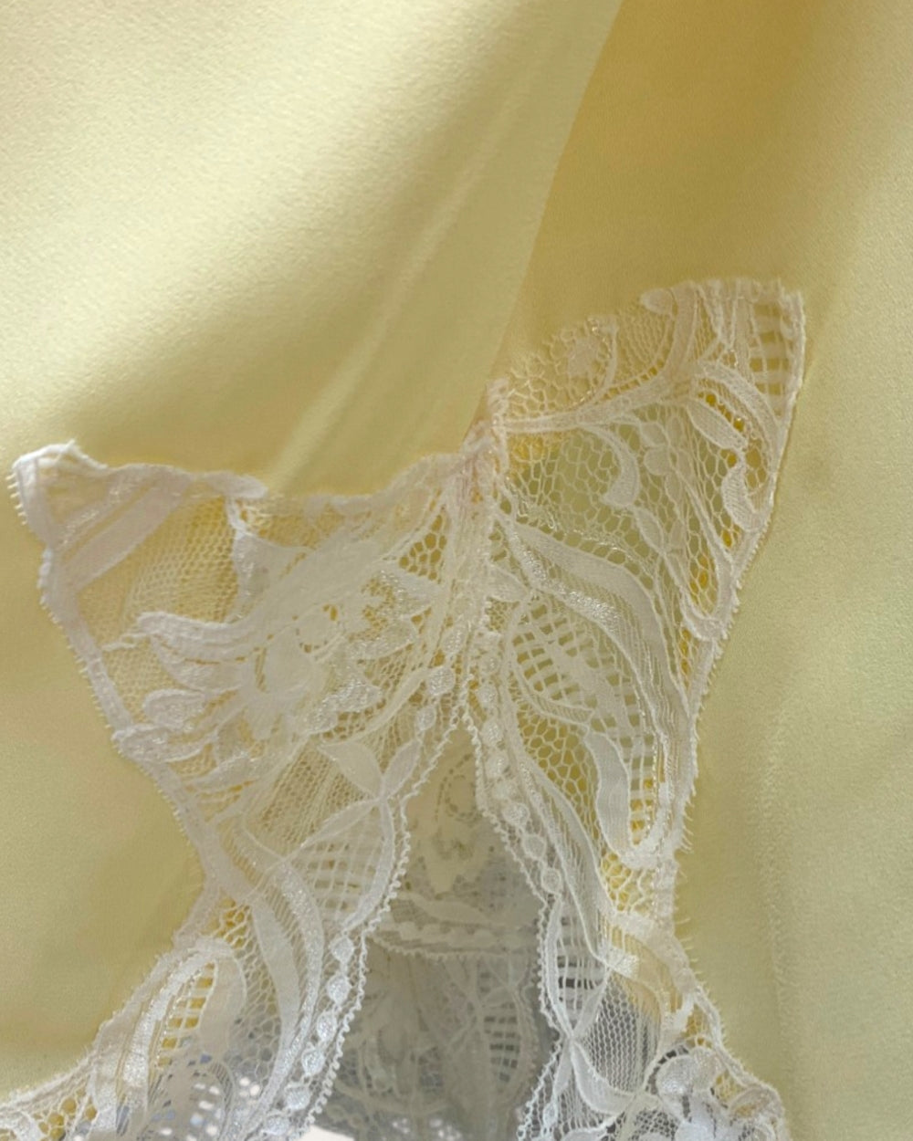 Lace Trim Satin Camisole - Zilvina