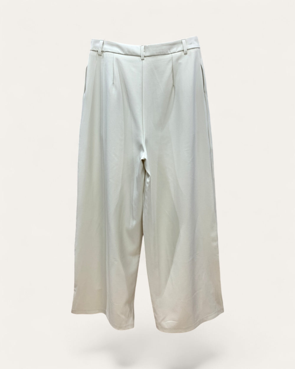 Minimalist Wide-Leg Trousers - Zilvina