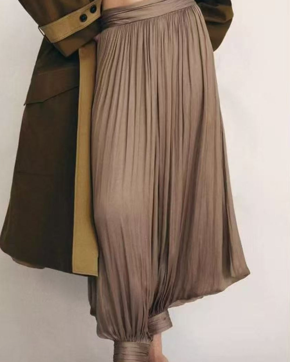 Pleated Harem Pants - Zilvina