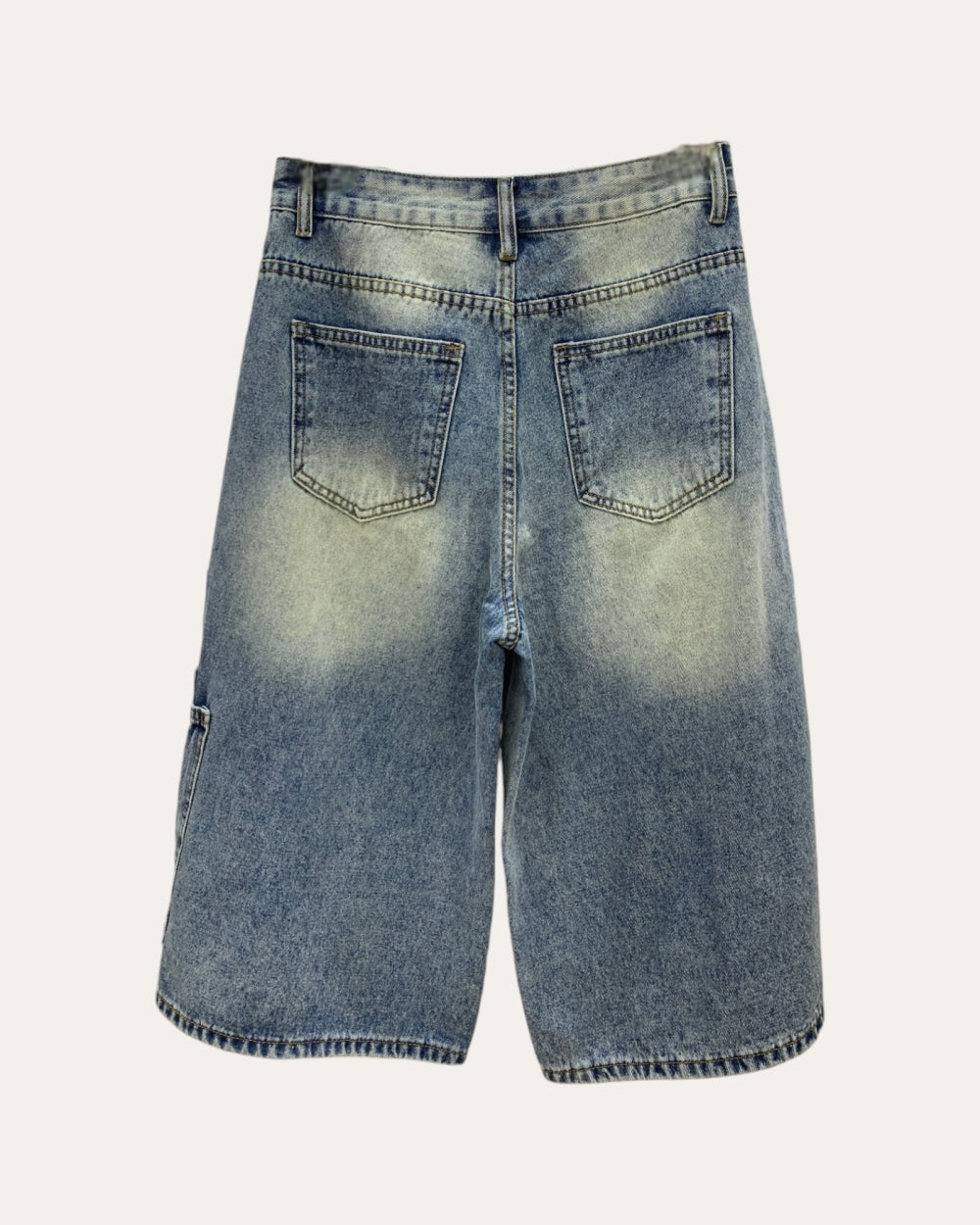 Pocket Detail Embellished Denim Shorts - Zilvina