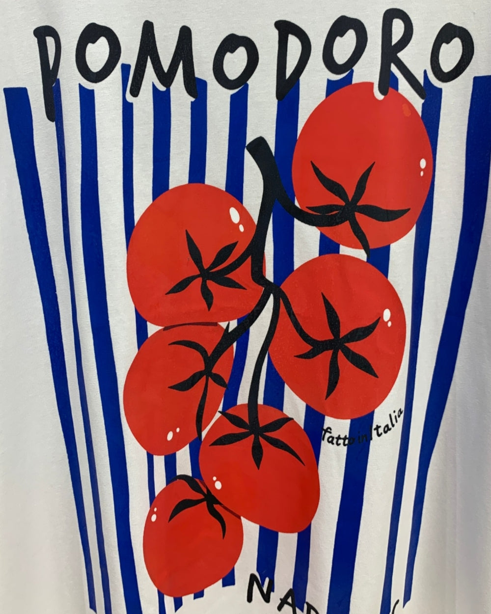 Pomodoro Market Graphic Tee - Zilvina