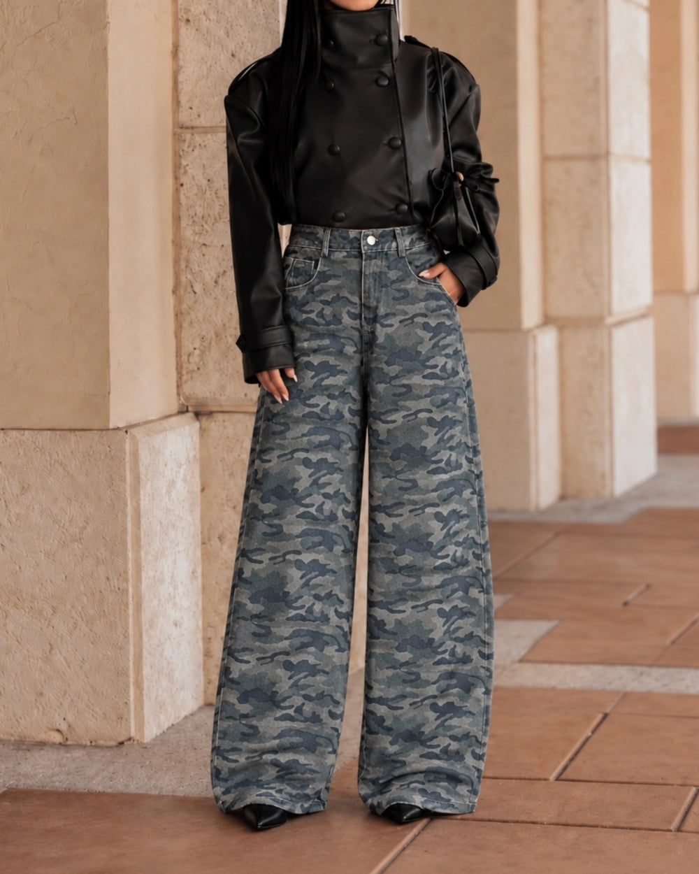 Shadow Camo Wide-Leg Jeans - Zilvina