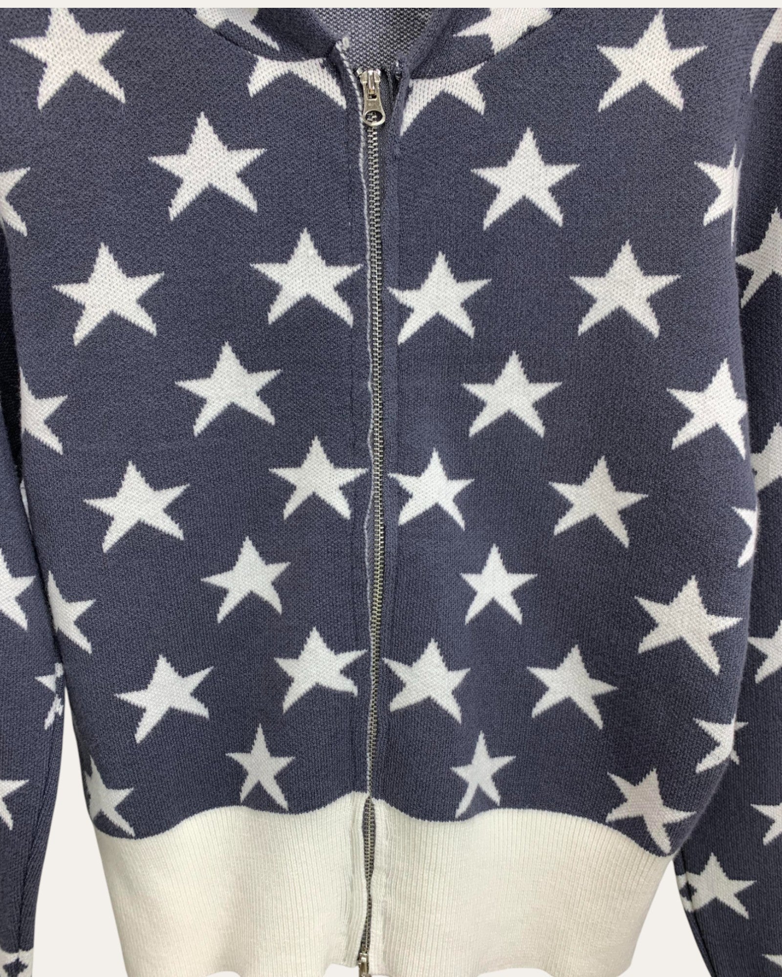 Star Print Zip - Up Hoodie - Zilvina