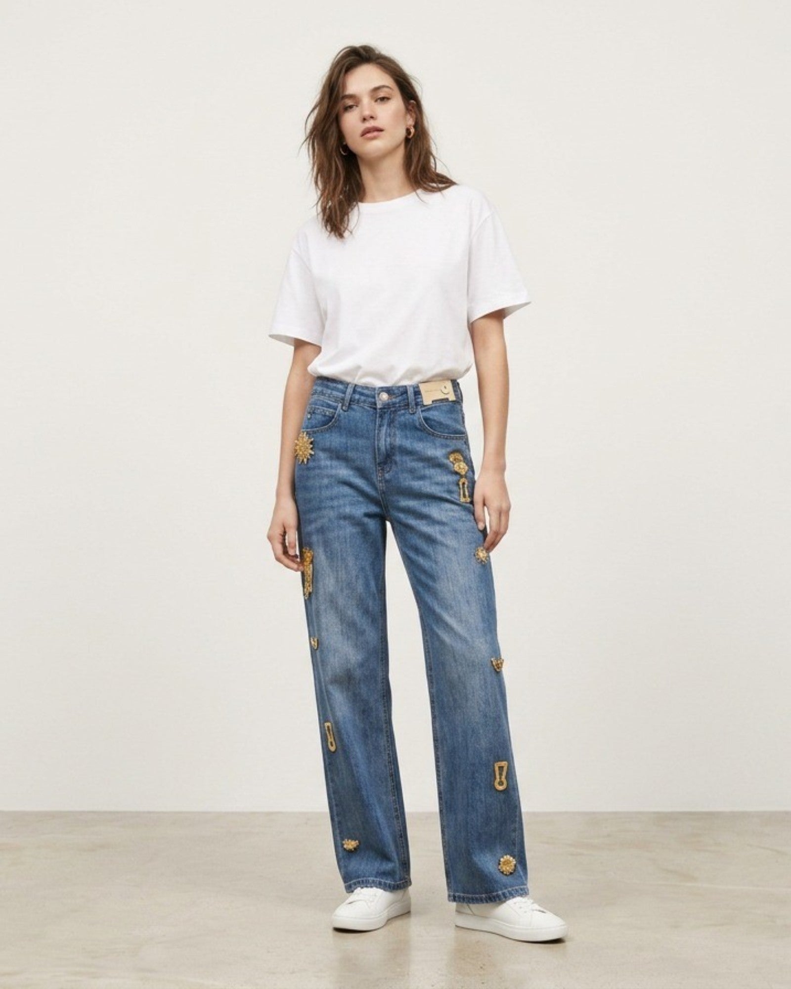 Statement Embellished Straight Jeans - Zilvina