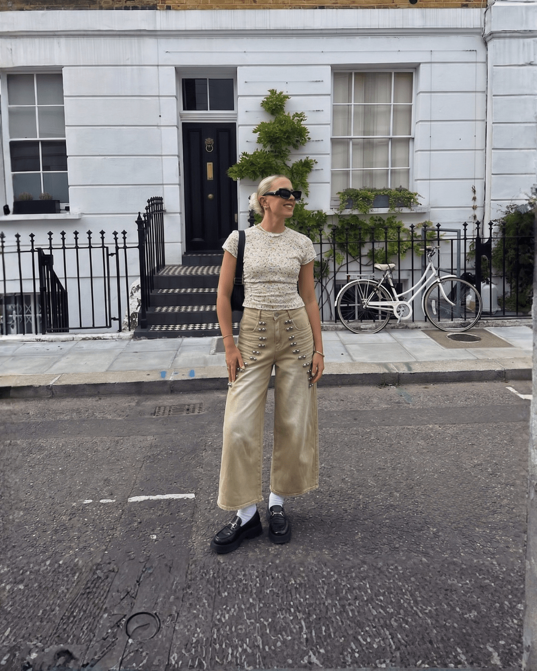 Studded Military Wide Leg Jeans - Zilvina