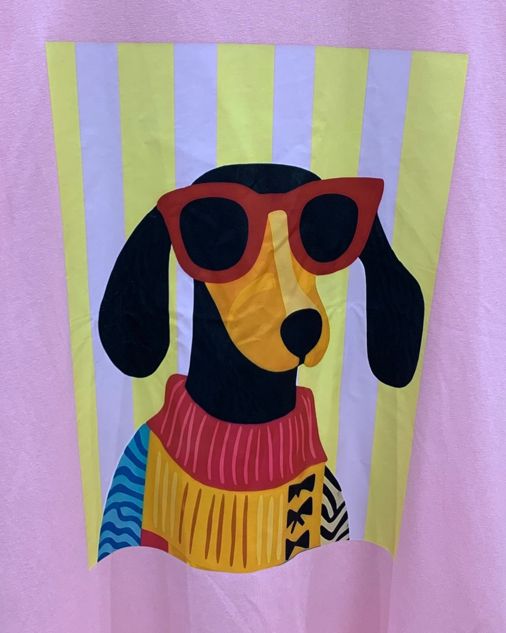 Sweater Dachshund Graphic Tee - Zilvina