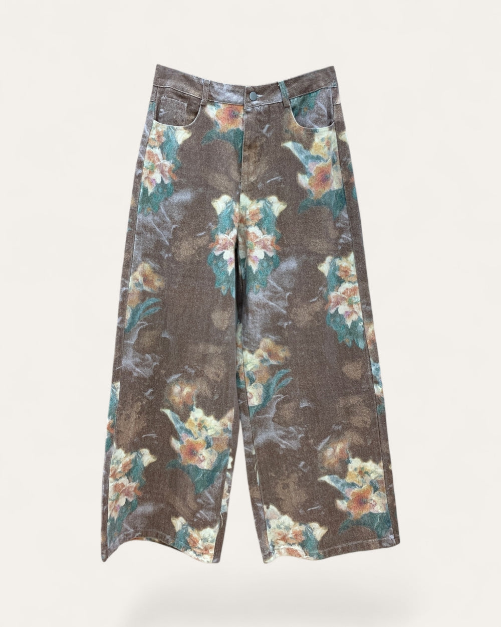 Vintage Bloom Wide-Leg Jeans - Zilvina