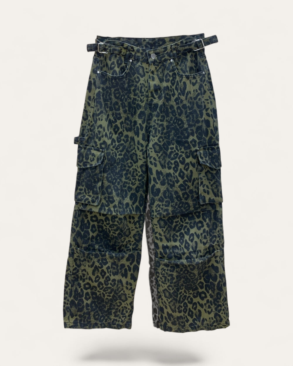 Wild Utility Leopard Cargo Pants - Zilvina