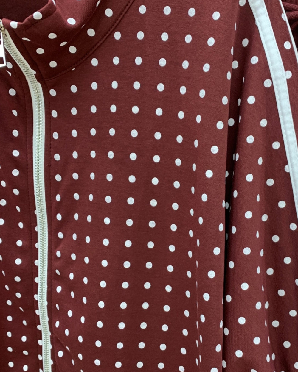 24795_RED