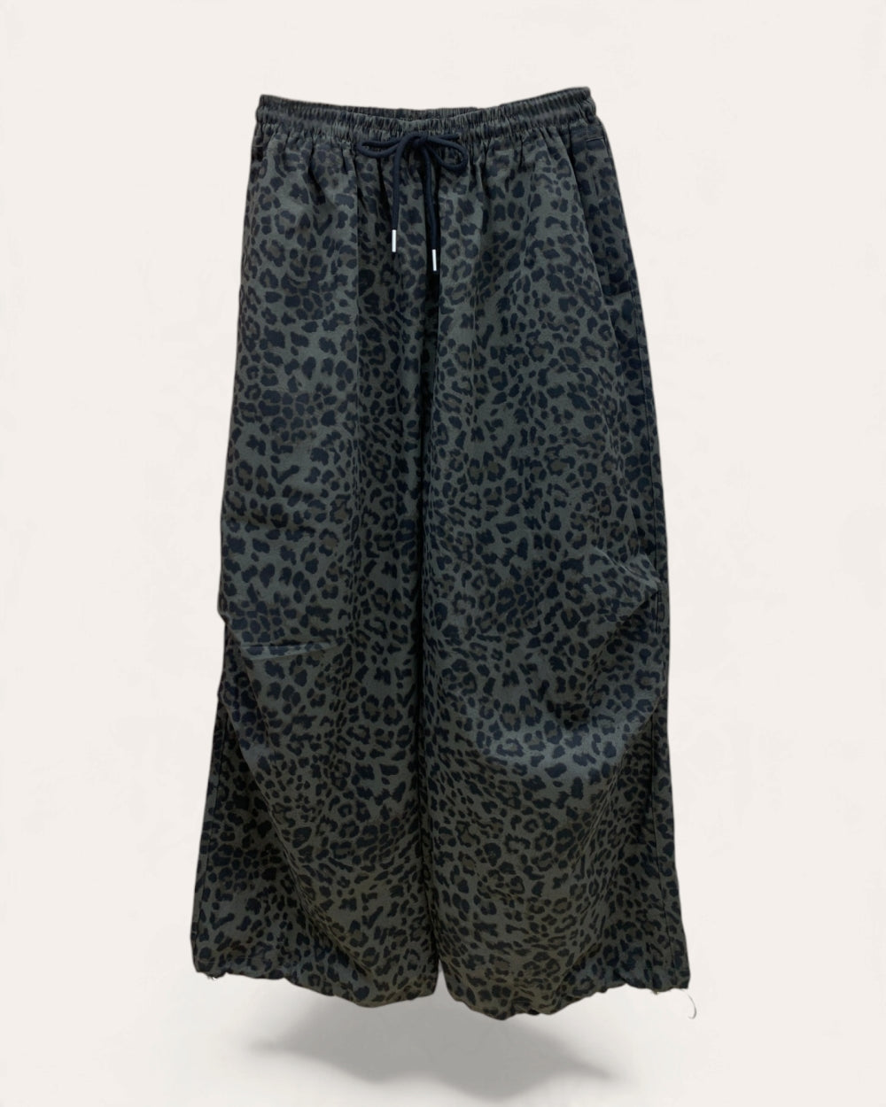 25093_BLACK