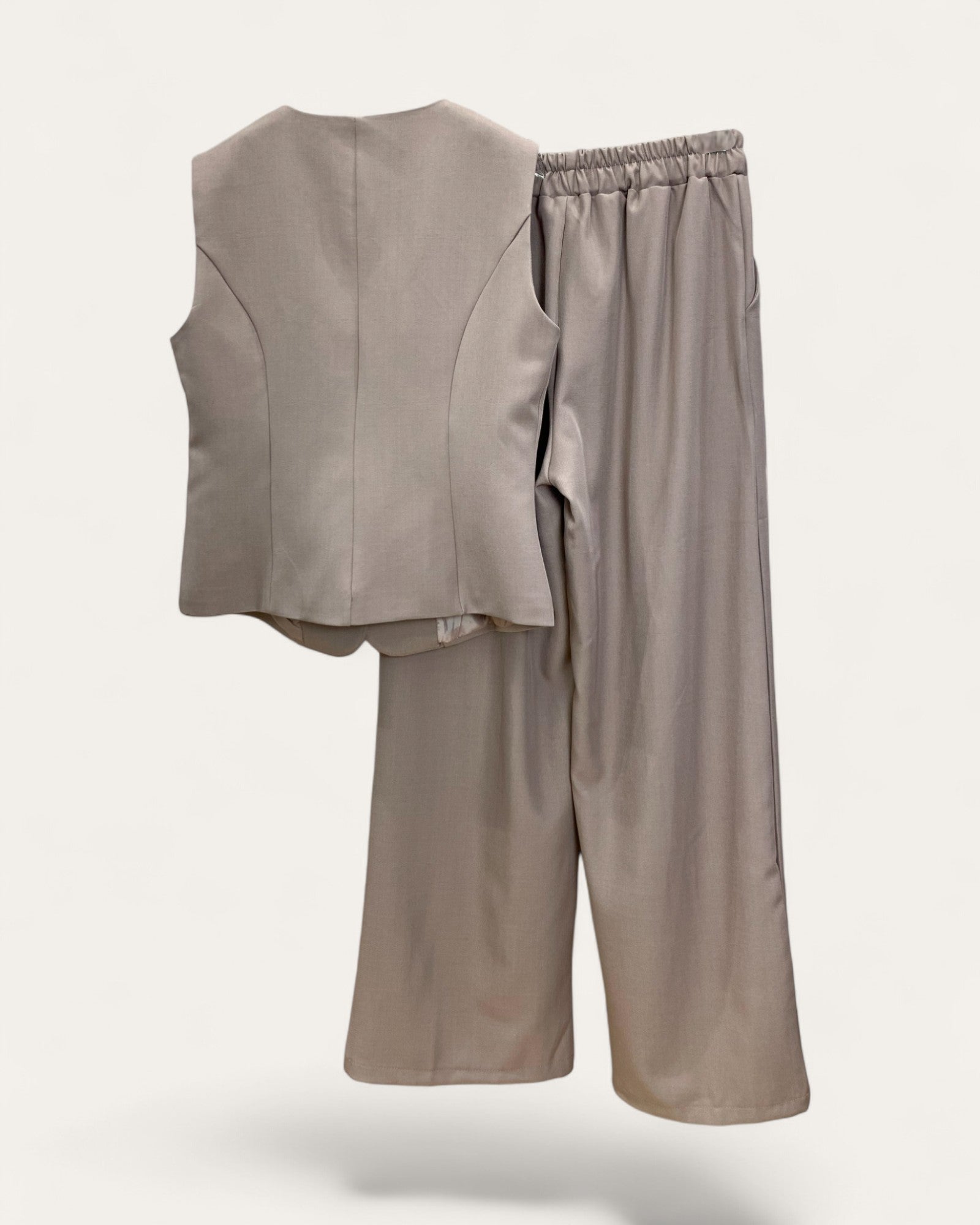 Statement Button Sleeveless Pant Suit