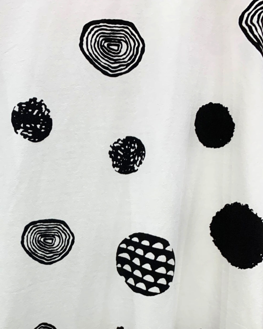 Artistic Dot Print Oversized Tee - Zilvina