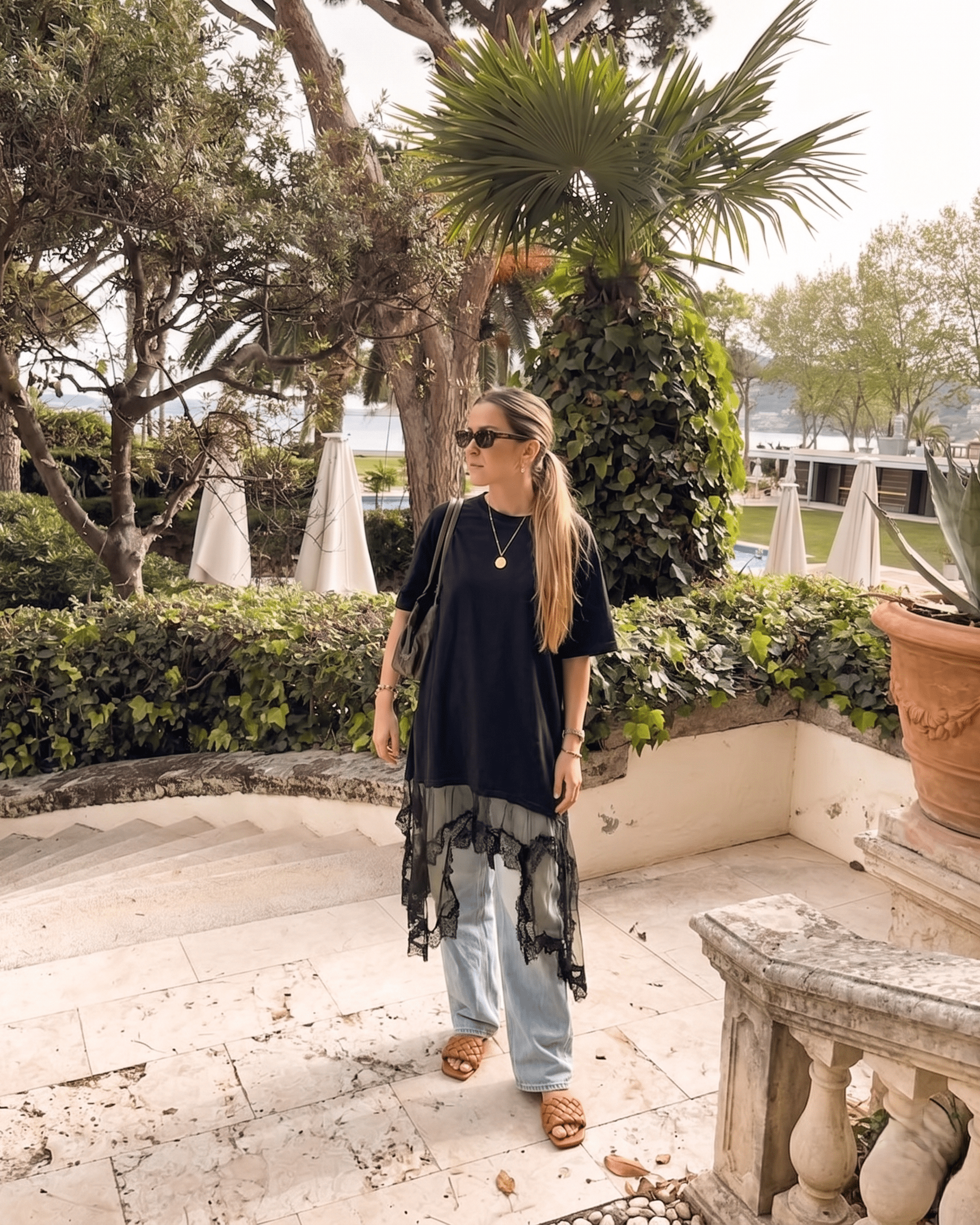 Asymmetrical Lace Hem T-Shirt - Zilvina