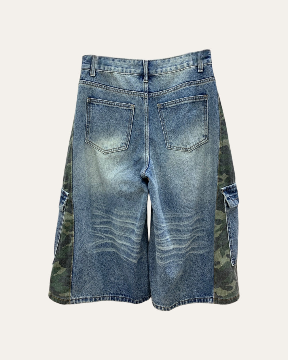 Camo Contrast Utility Denim Shorts - Zilvina