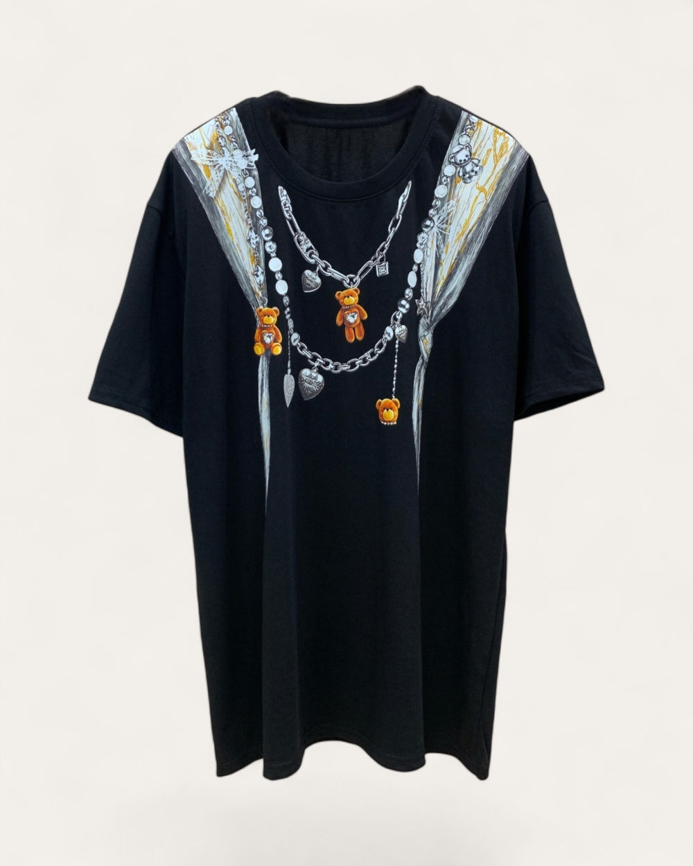 Chain Teddy Graphic Oversized Tee - Zilvina