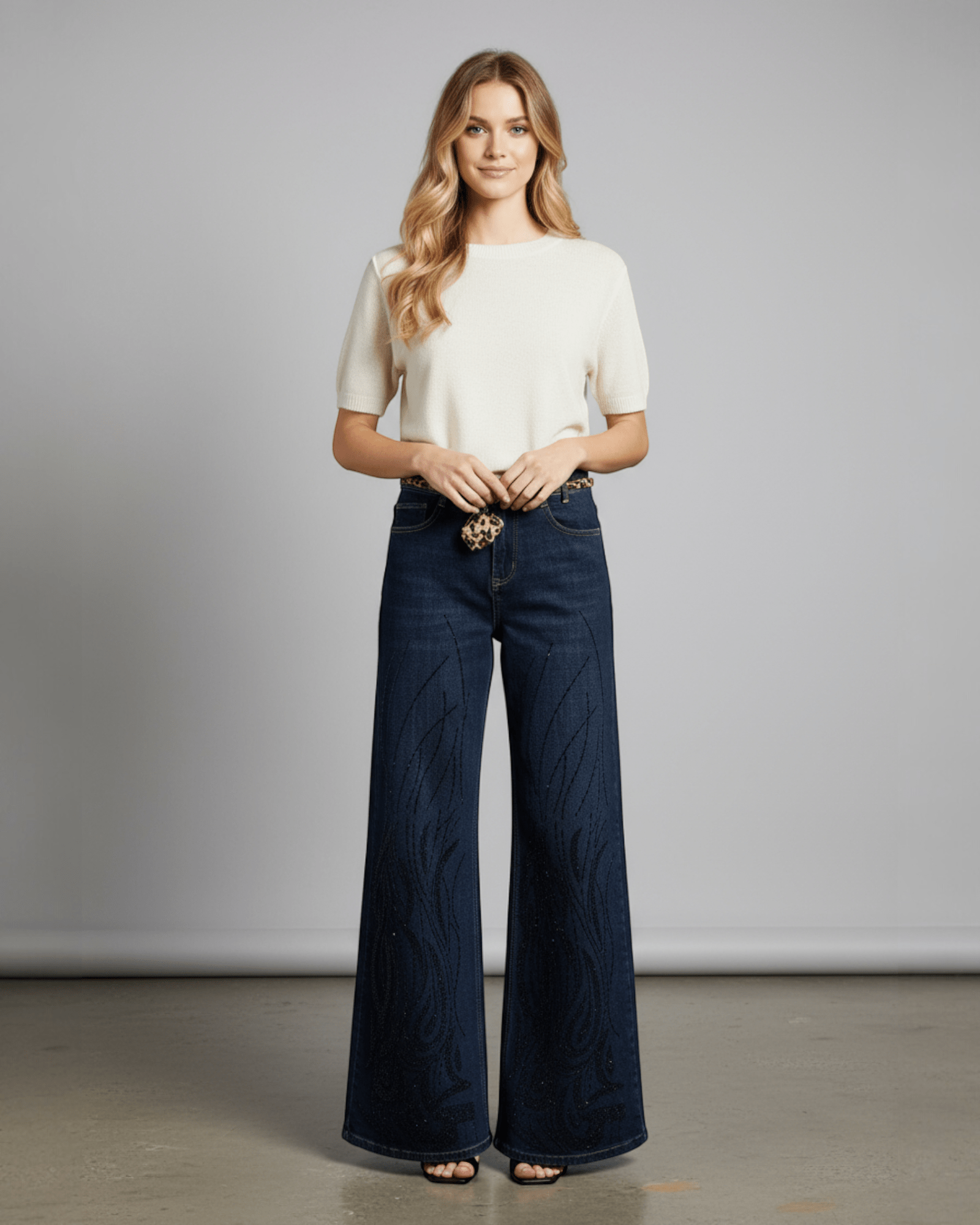 Embellished Wide - Leg Denim Pants - Zilvina