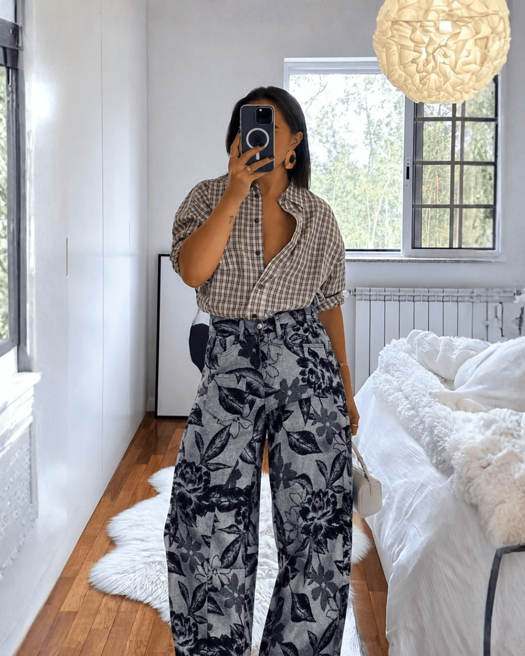 Floral Jacquard Barrel-Leg Pants - Zilvina