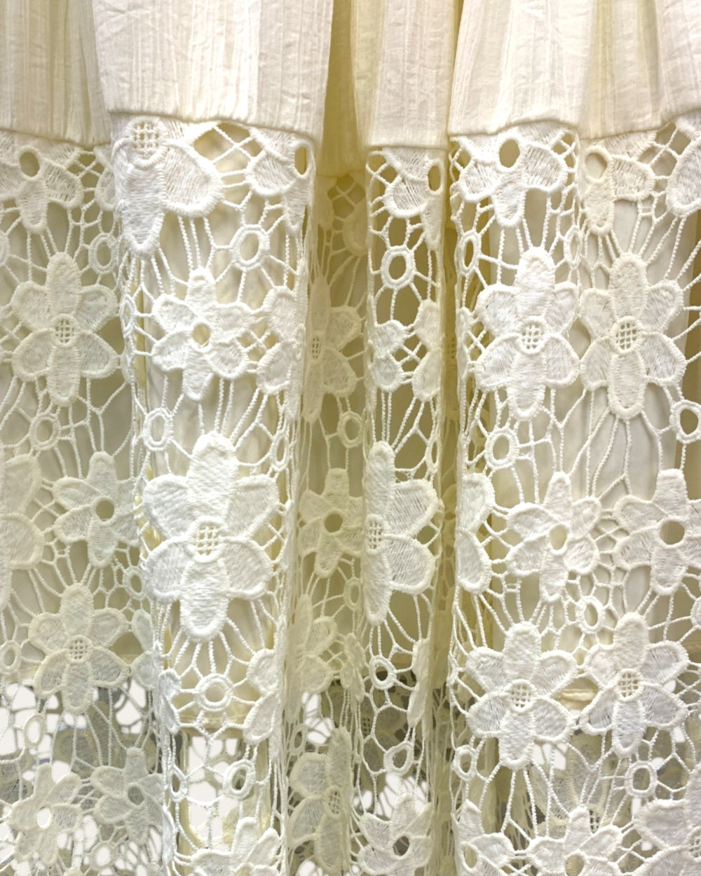 Floral Lace Panel Midi Skirt - Zilvina