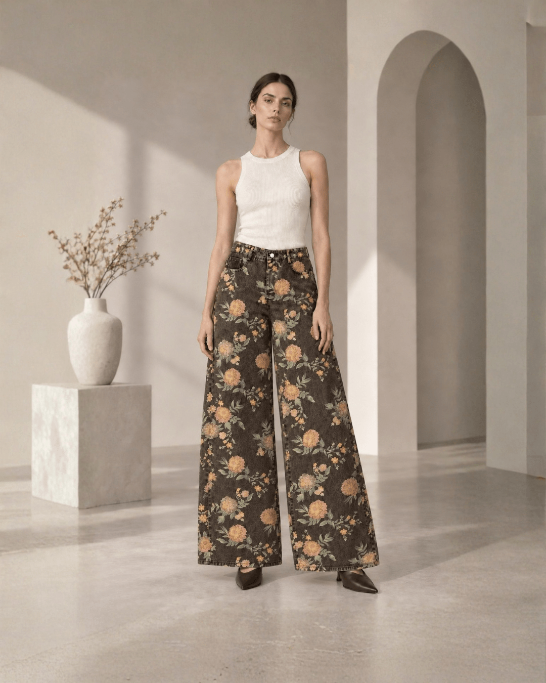 Floral Print Wide-Leg Denim Jeans - Zilvina