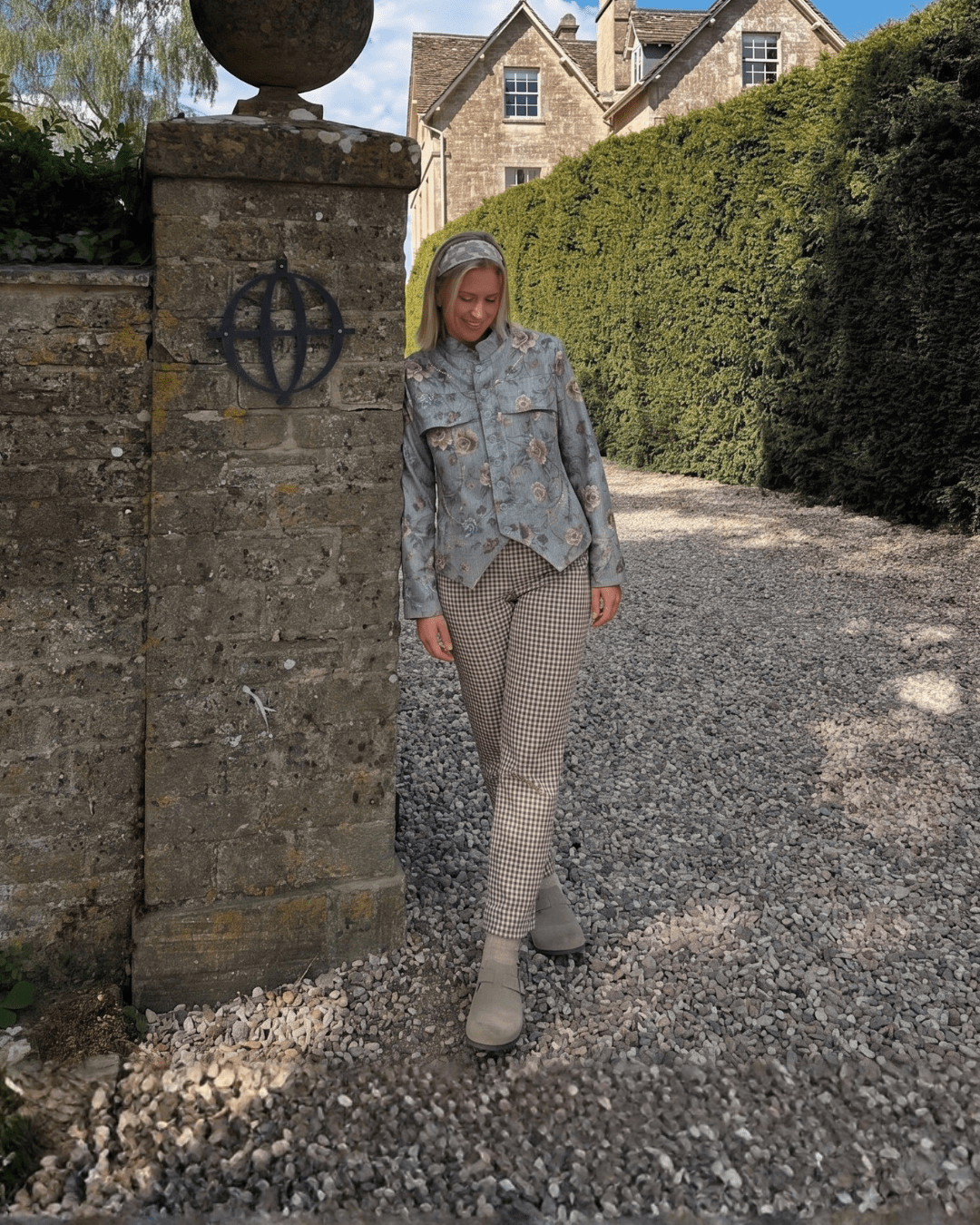 Floral Printed Fitted Jacket - Zilvina
