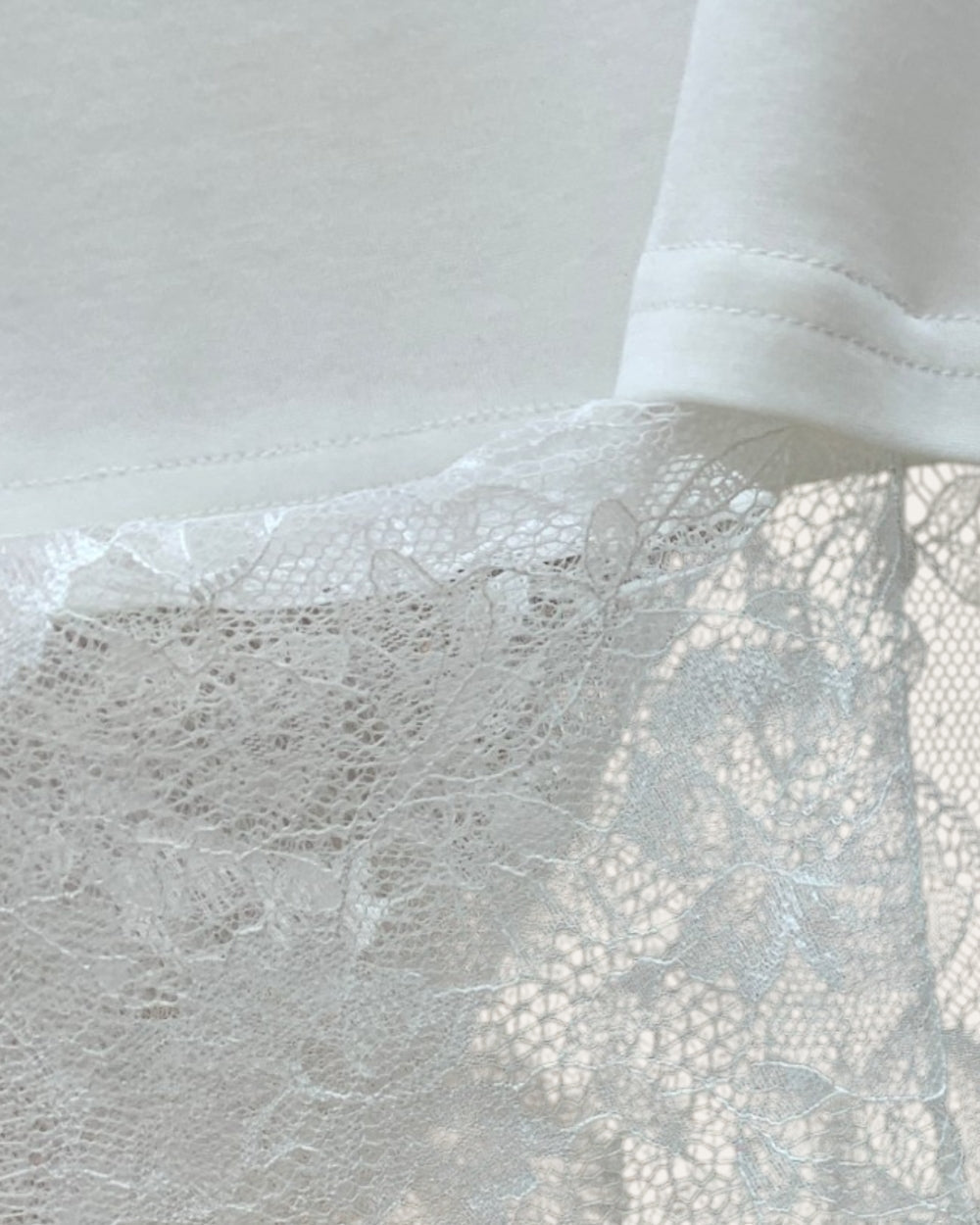 Lace Hem Layered Top - Zilvina