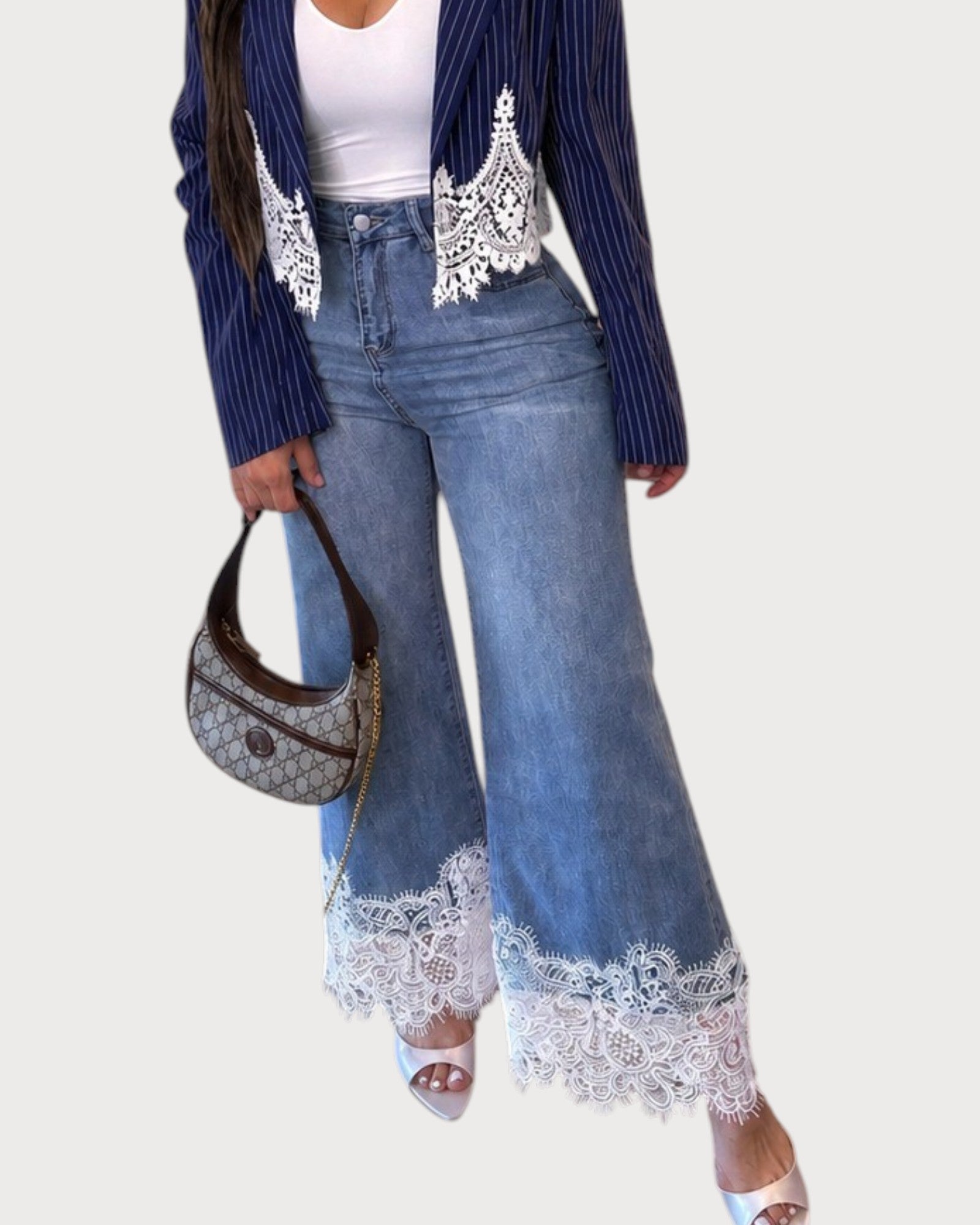 Lace Hem Wide - Leg Denim Jeans - Zilvina