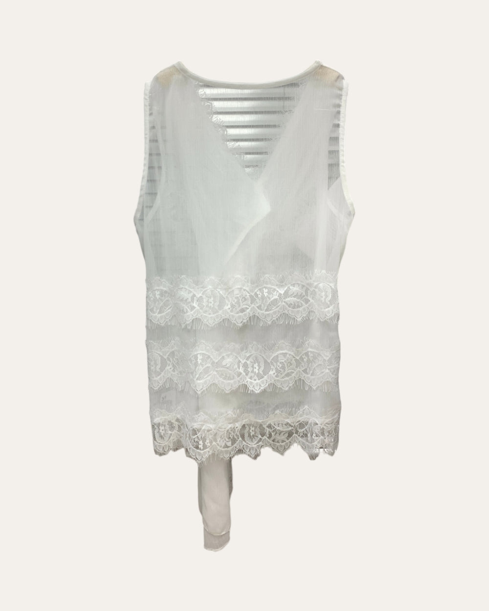 Lace Trim Draped Sleeveless Blouse - Zilvina