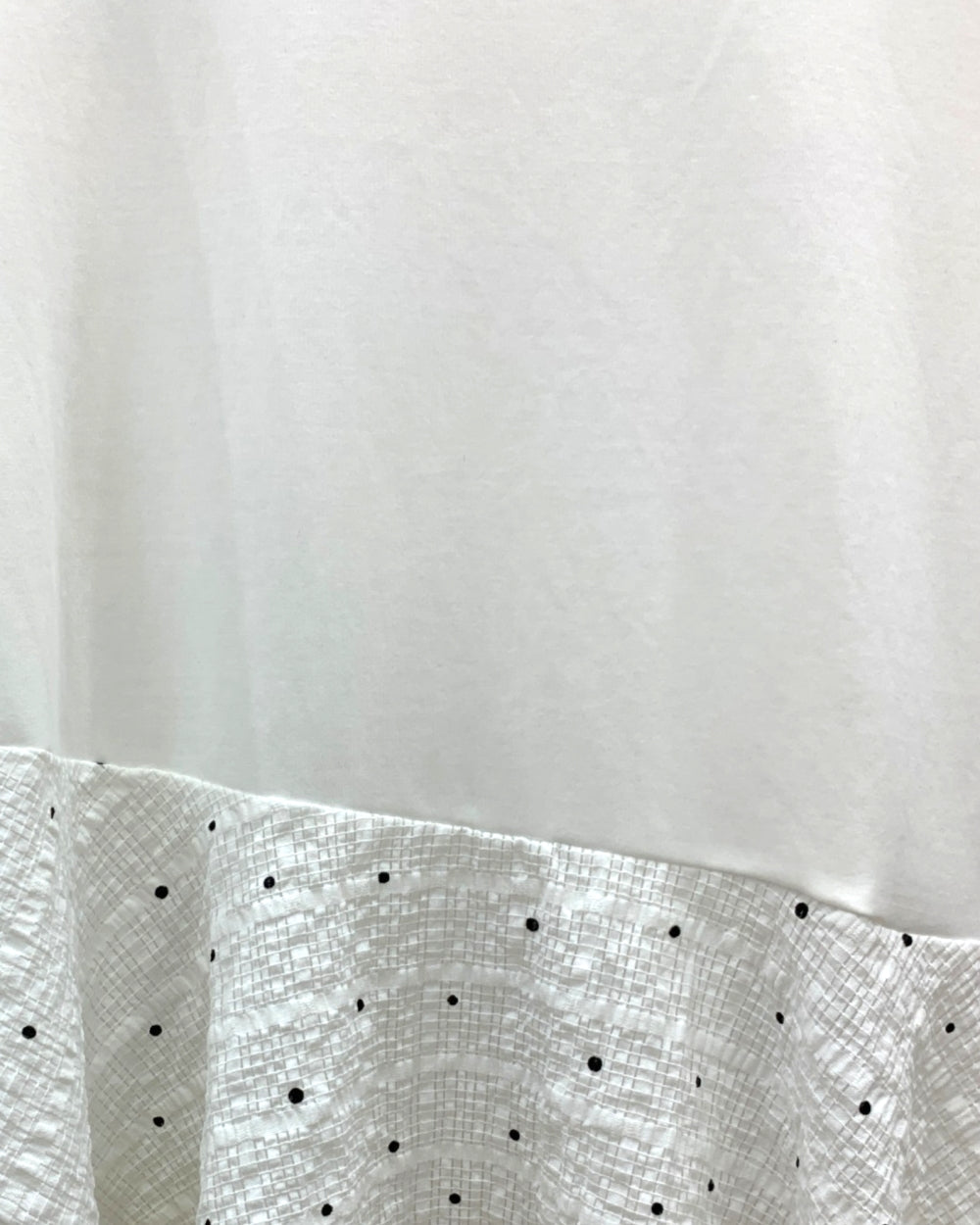 Mesh Ruffle Hem Minimalist Tee - Zilvina