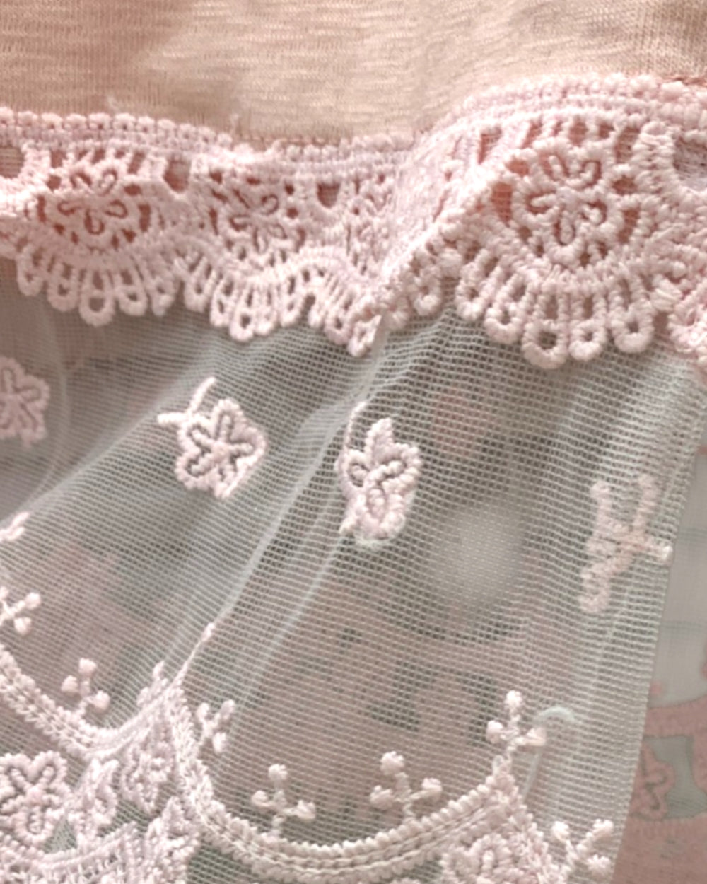 Pearl Detail Lace Hem Tee - Zilvina
