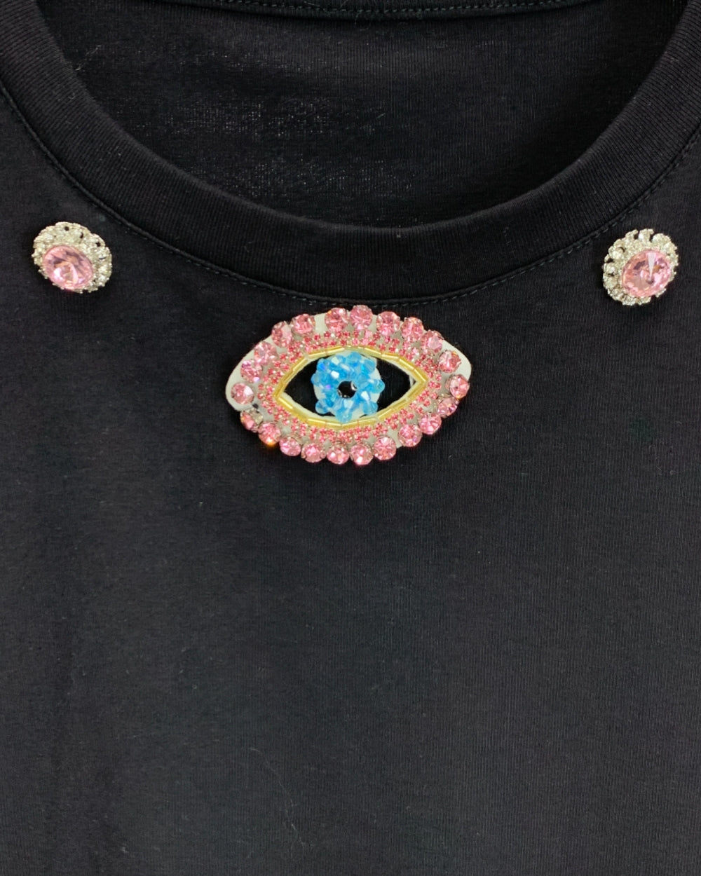 Rhinestone Eye Short Sleeve Tee - Zilvina