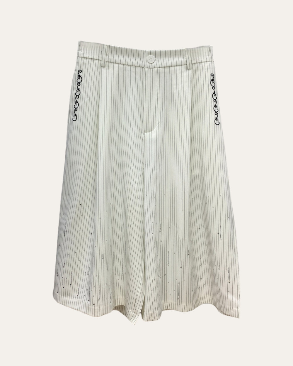 Striped Tailored Bermuda Shorts - Zilvina