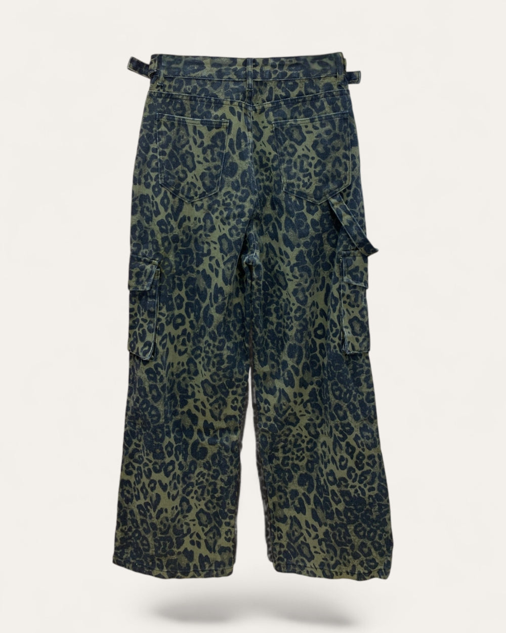Wild Utility Leopard Cargo Pants - Zilvina
